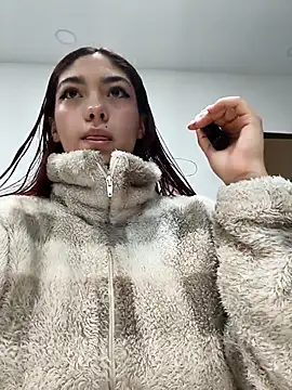 Victoria Beaumont online show from March 23, 11:14 am