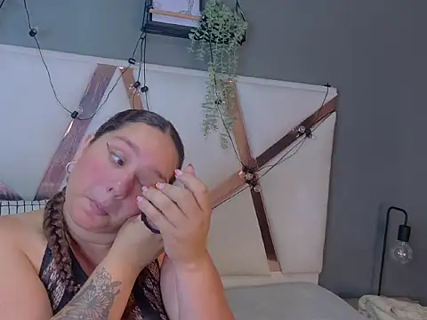 JenaCooper  online show from July 12, 11:34 am