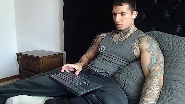 Shane Clay online show from January 12, 6:24 pm