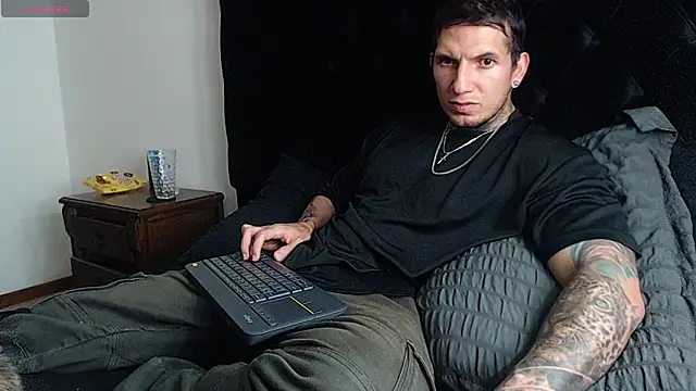 Shane Clay online show from February 8, 12:36 am