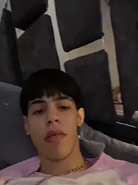 TWINKS FRIENDS online show from March 28, 8:03 am