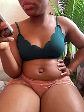 PrettyNina77 online show from March 13, 12:01 pm