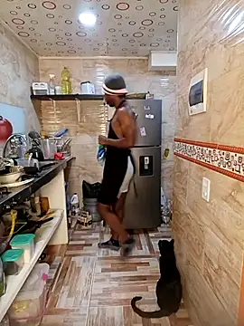 queemking online show from September 11, 1:06 am