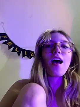 ReenKitty online show from October 11, 7:51 am