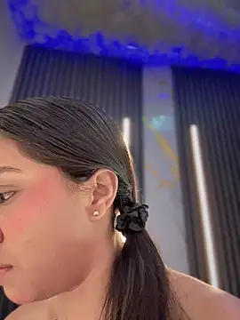 Helen Vidall online show from February 28, 4:02 am