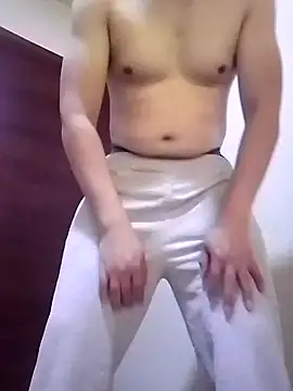 hotmanxxx84 online show from October 10, 2:49 pm