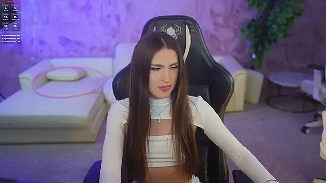 Goldie Flame online show from October 9, 6:50 pm