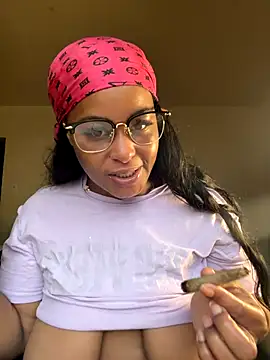 yummy0322 online show from October 30, 12:50 pm