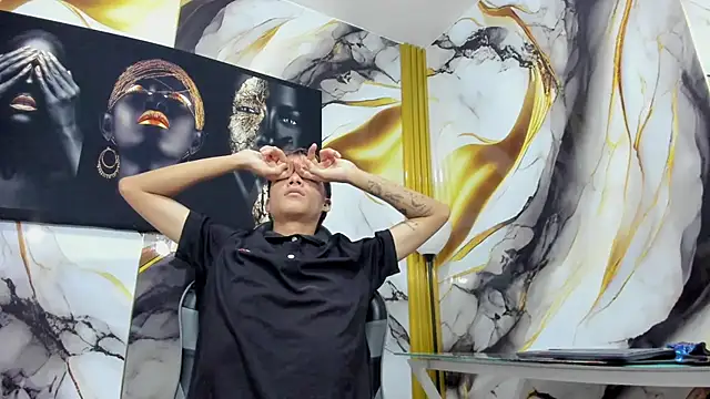 mono blonde online show from July 12, 11:23 am