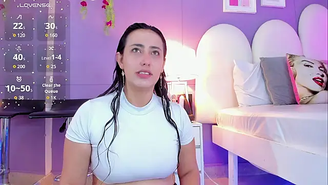 my aleja  online show from November 5, 2:50 pm