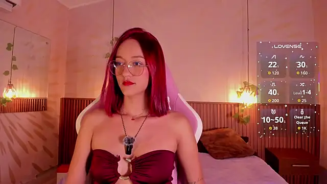 Snapshot of daphne_courtis chatting on January 17, 3:11 am daphne courtis online show from January 17, 3:11 am