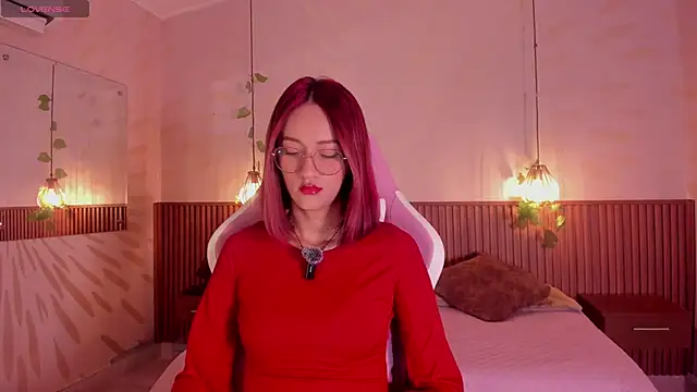 Snapshot of daphne_courtis chatting on February 6, 3:22 am daphne courtis online show from February 6, 3:22 am