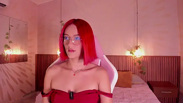 daphne courtis online show from March 23, 3:21 am