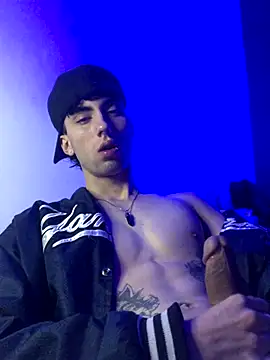 redmen69 online show from October 7, 3:14 am