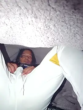 Snapshot of uratre chatting on January 10, 9:00 am uratre online show from January 10, 9:00 am