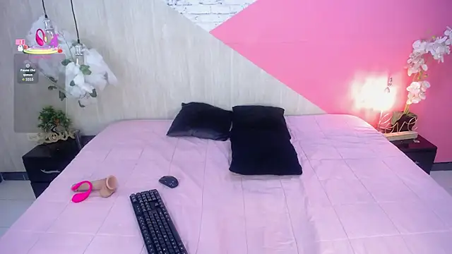 sophia brunette  online show from December 22, 11:29 am