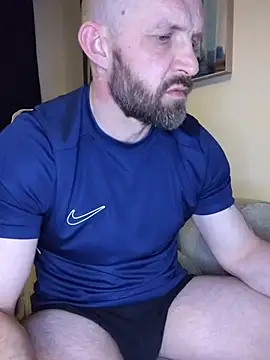 Snapshot of Andrewjames8391 chatting on February 17, 4:35 pm Andrewjames8391 online show from February 17, 4:35 pm