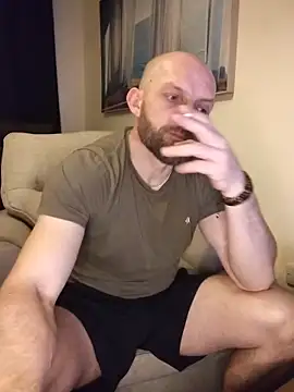 Snapshot of Andrewjames8391 chatting on February 26, 7:46 pm Andrewjames8391 online show from February 26, 7:46 pm