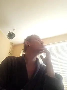 piercingpik online show from March 17, 11:24 am