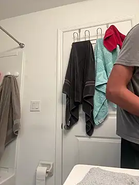 Snapshot of Ryan_12xX chatting on November 15, 9:00 pm Ryan 12xX online show from November 15, 9:00 pm