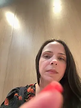 Snapshot of Lady_LauraRose chatting on January 6, 12:36 am Lady LauraRose online show from January 6, 12:36 am