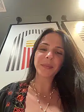 Snapshot of Lady_LauraRose chatting on February 23, 2:20 am Lady LauraRose online show from February 23, 2:20 am