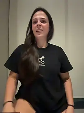 Snapshot of Lady_LauraRose chatting on February 24, 2:31 am Lady LauraRose online show from February 24, 2:31 am