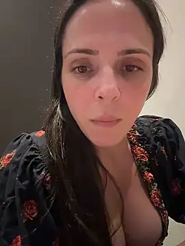 Snapshot of Lady_LauraRose chatting on March 2, 2:25 am Lady LauraRose online show from March 2, 2:25 am