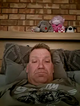 Snapshot of wallacelegend chatting on September 11, 5:18 am wallacelegend online show from September 11, 5:18 am