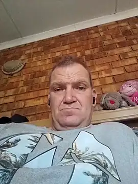 Snapshot of wallacelegend chatting on November 4, 1:43 pm wallacelegend online show from November 4, 1:43 pm