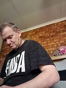 Snapshot of wallacelegend chatting on November 20, 6:57 am wallacelegend online show from November 20, 6:57 am