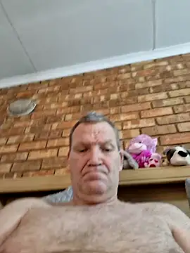 Snapshot of wallacelegend chatting on December 2, 5:46 am wallacelegend online show from December 2, 5:46 am