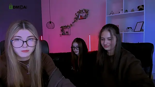 barbara crazy online show from April 5, 7:11 pm