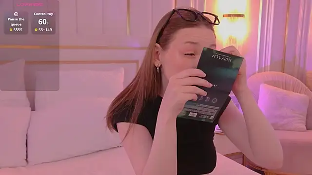 NancySmitts online show from November 19, 3:45 pm