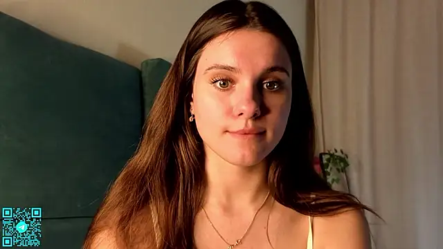 chloemilka online show from March 20, 5:18 pm