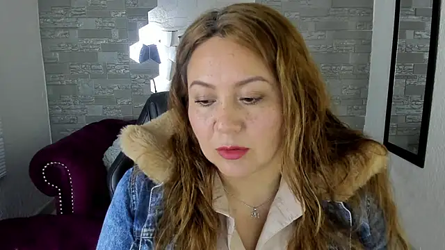 camixxx m online show from January 14, 2:01 pm