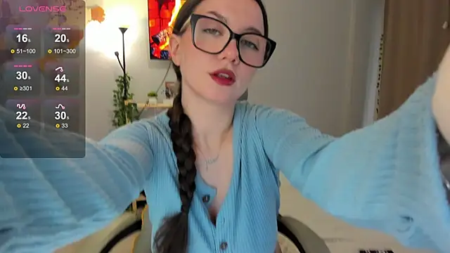 wwow meow online show from April 18, 7:12 am