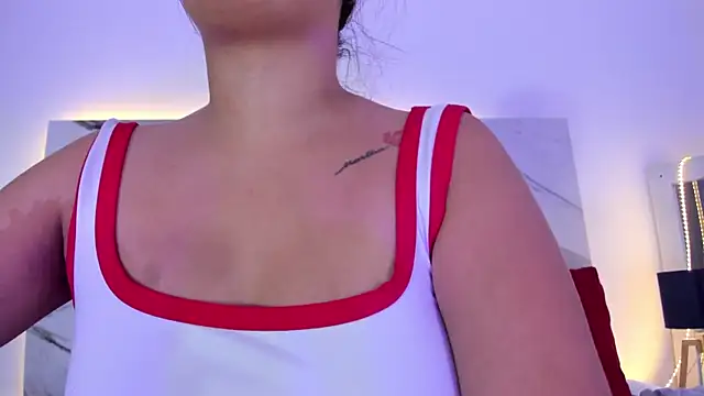 thamiina  online show from January 8, 10:12 pm