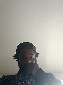 Snapshot of Kaalum561 chatting on January 14, 1:17 pm Kaalum561 online show from January 14, 1:17 pm