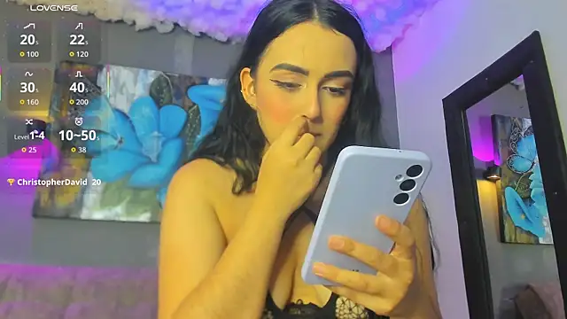 elizabeth lamer online show from April 12, 1:54 am