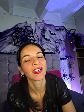 Snapshot of karol_rose chatting on October 18, 10:54 pm karol rose online show from October 18, 10:54 pm