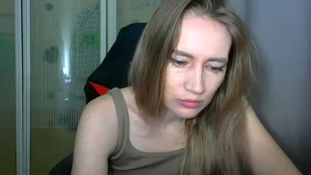 Snapshot of JessFoxxx chatting on March 25, 4:18 am JessFoxxx online show from March 25, 4:18 am