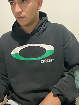 Snapshot of Tavinho067 chatting on October 30, 4:36 am Tavinho067 online show from October 30, 4:36 am