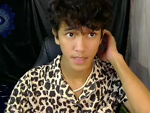 kenbigcockxx online show from February 12, 8:42 am