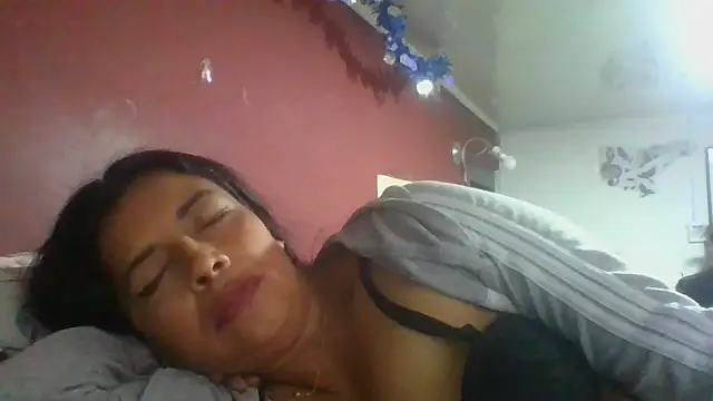 DianaOchoa  online show from February 18, 9:27 am