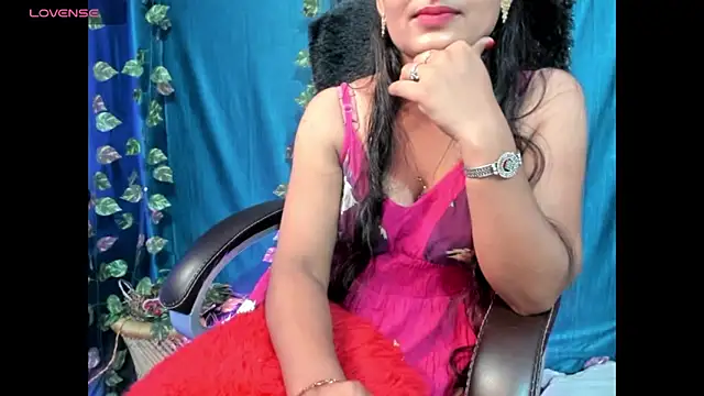 Snapshot of Forever_Love2025 chatting on November 5, 7:30 am Forever Love2025 online show from November 5, 7:30 am