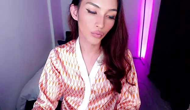 Snapshot of Alicegreenexx chatting on April 20, 8:43 pm Alicegreenexx online show from April 20, 8:43 pm