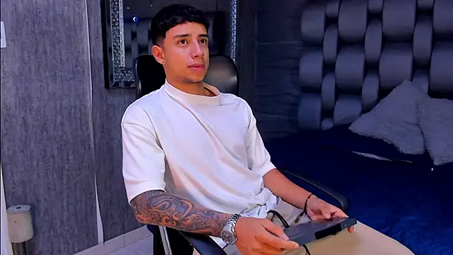 jaze bradley online show from September 9, 11:32 am