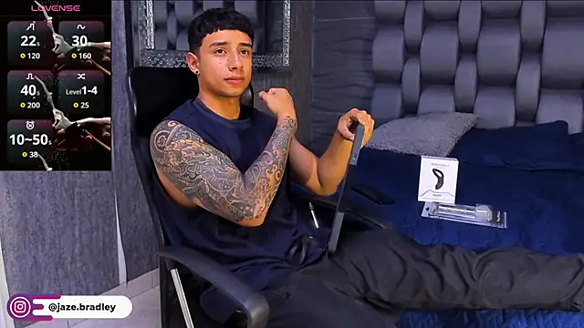 jaze bradley online show from September 12, 11:54 am