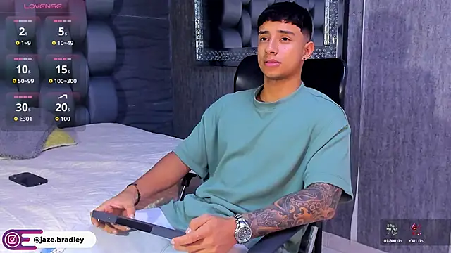 jaze bradley online show from September 29, 11:37 am